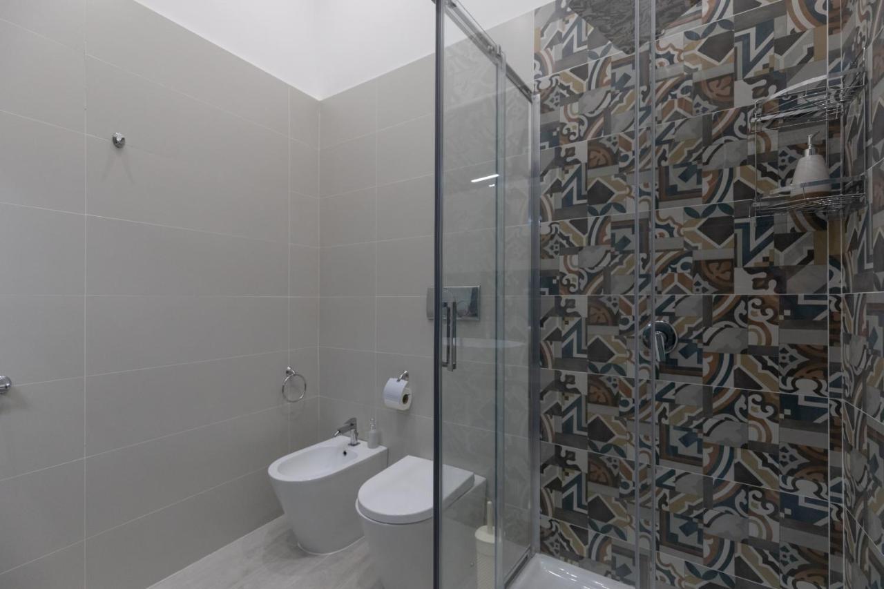 My Brilliant Home With Jacuzzi 2 Steps From St Toledo Naples Extérieur photo