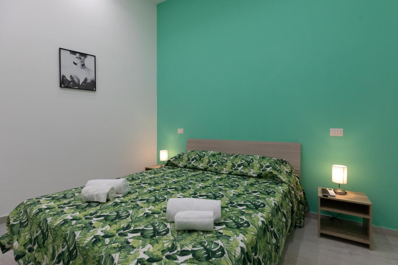 My Brilliant Home With Jacuzzi 2 Steps From St Toledo Naples Extérieur photo
