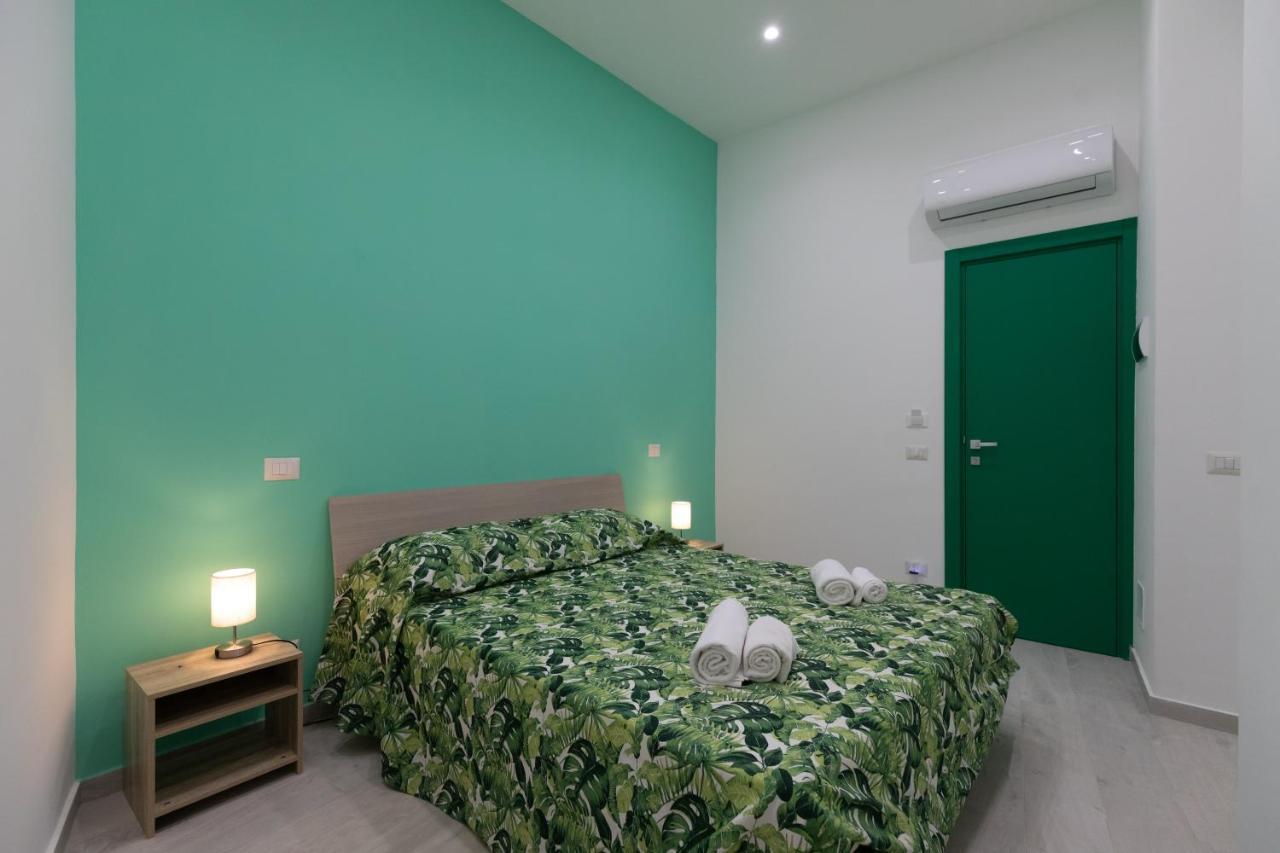 My Brilliant Home With Jacuzzi 2 Steps From St Toledo Naples Extérieur photo